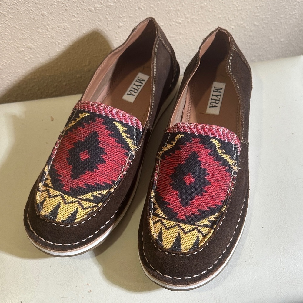 Myra Aztec loafers Size 10